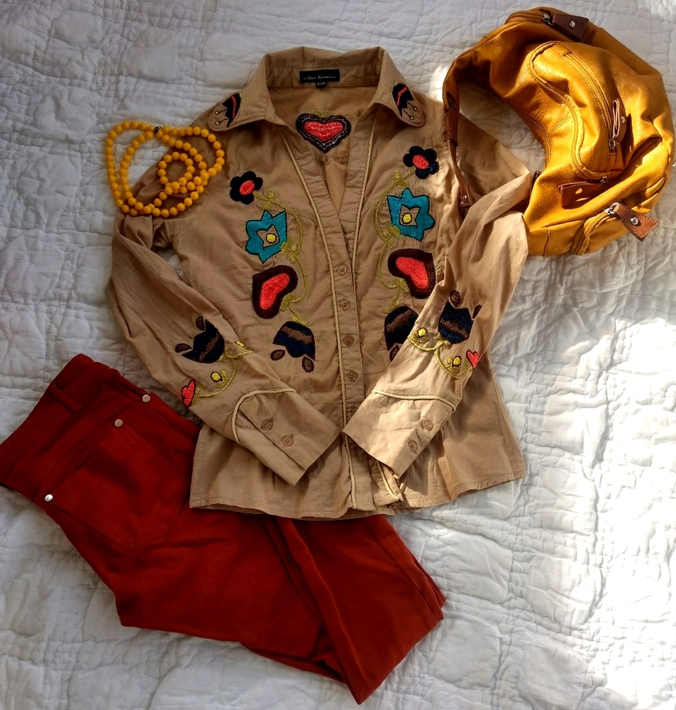 Urban behavior XS shirt